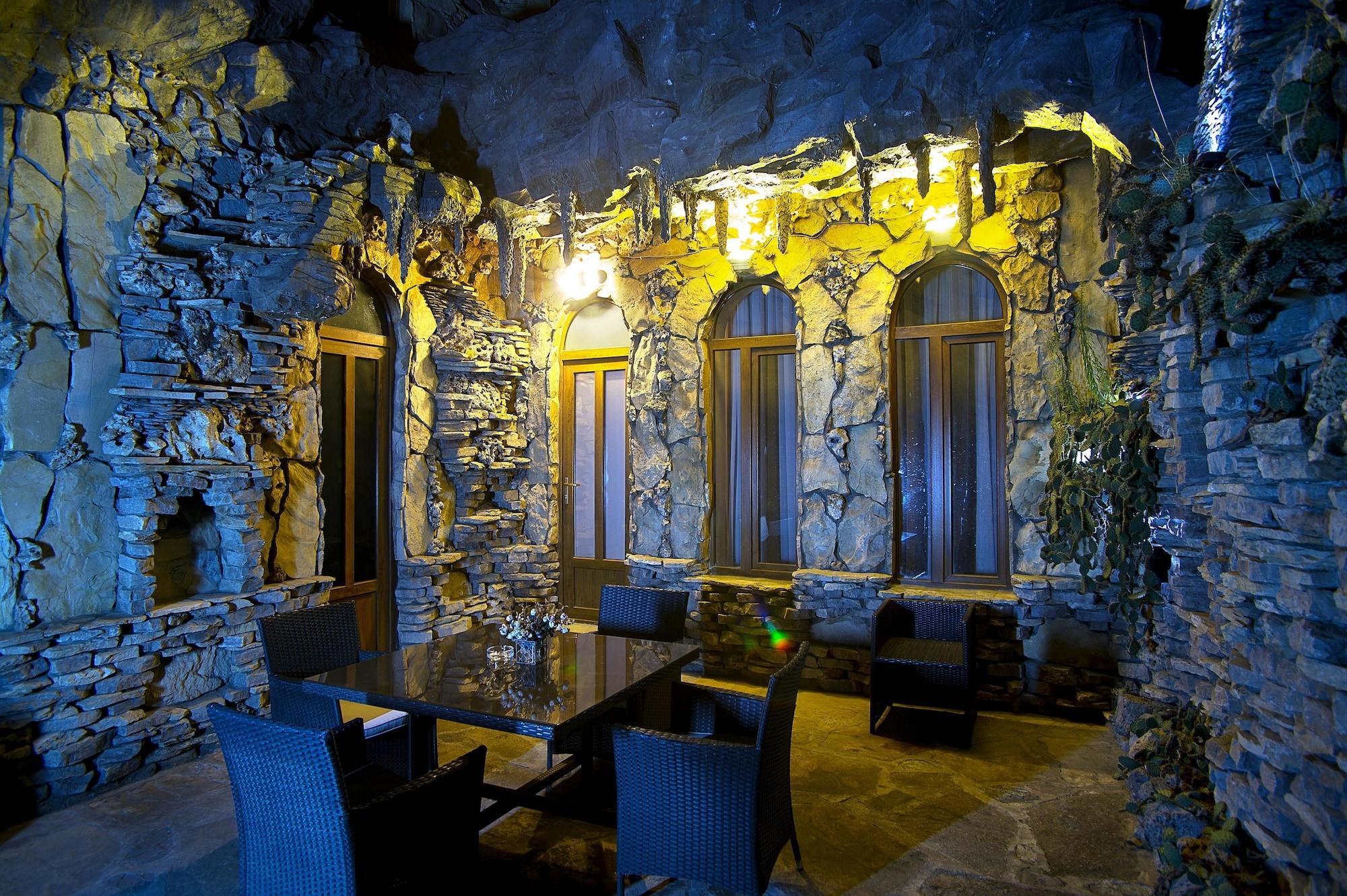 Coral Boutique Hotel Tbilisi Buitenkant foto