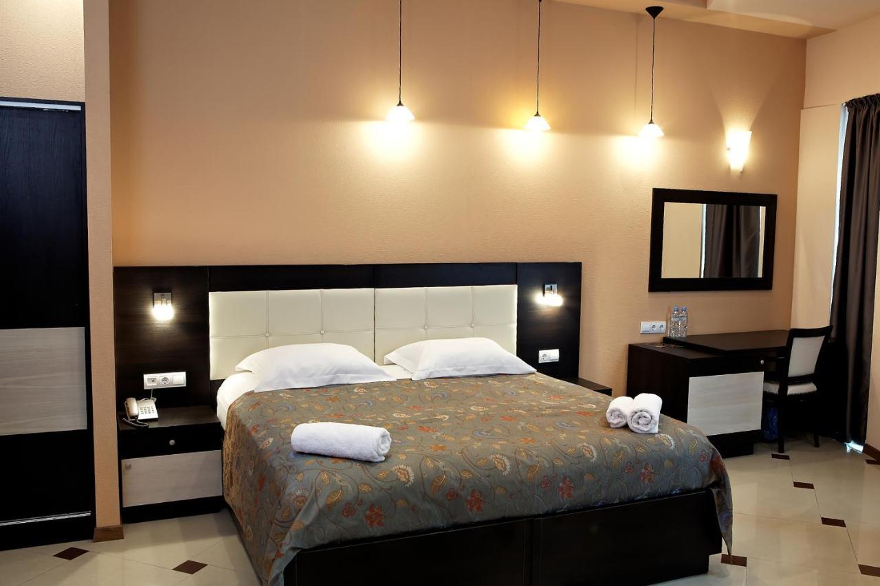 Coral Boutique Hotel Tbilisi Buitenkant foto