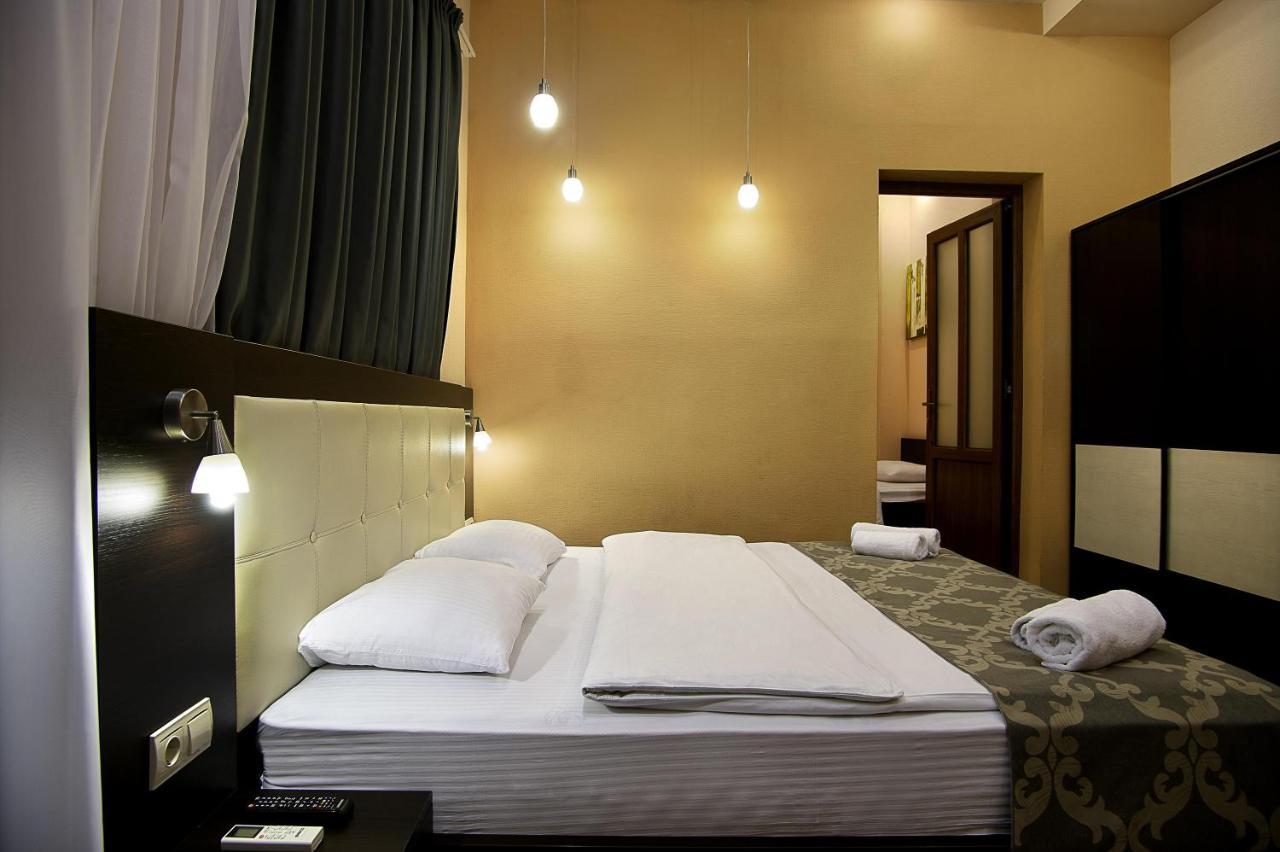 Coral Boutique Hotel Tbilisi Buitenkant foto